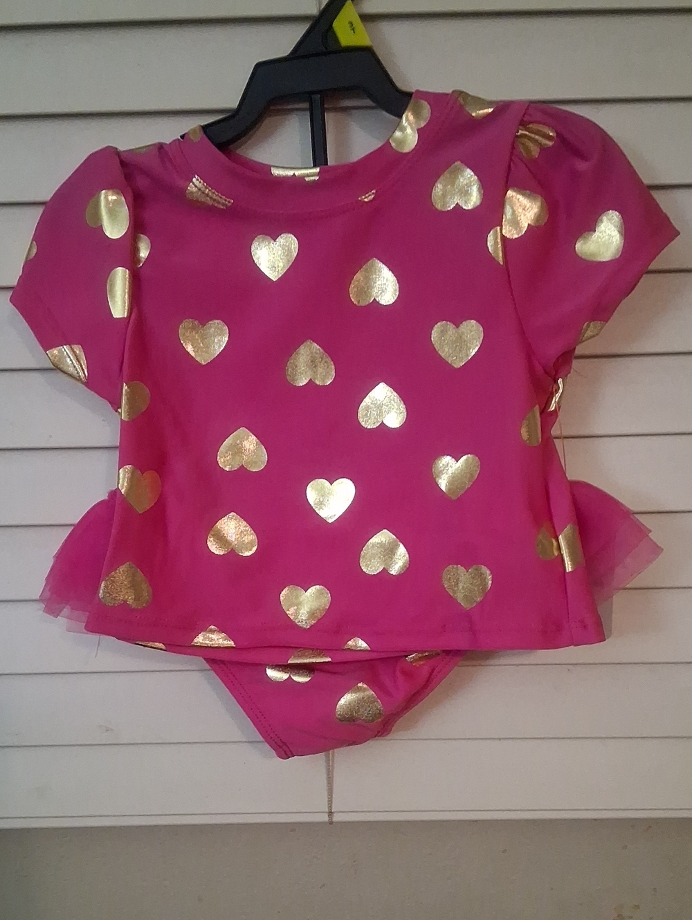 wonder nation Hot Pink Top with Gold Heart Print Size 3T